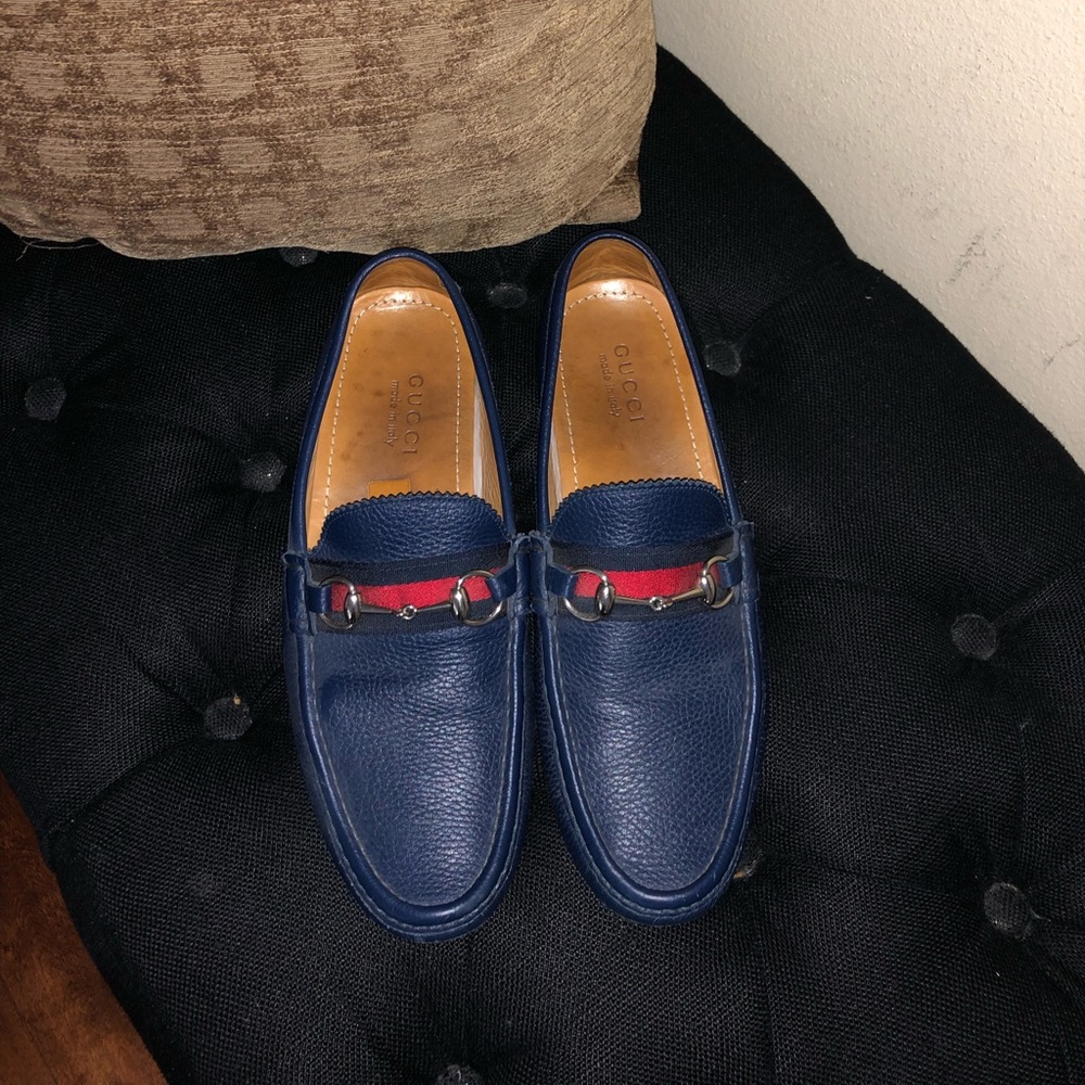 Navy blue men’s Gucci driver leather